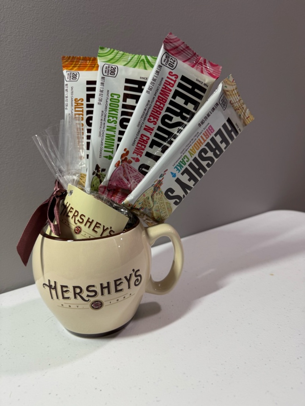 Hershey's Mug Gift Set w/ Candy Bars exclusive to Hershey’s Chocolate World